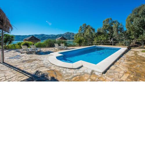 Casa La Solana de la Viñuela by Ruralidays