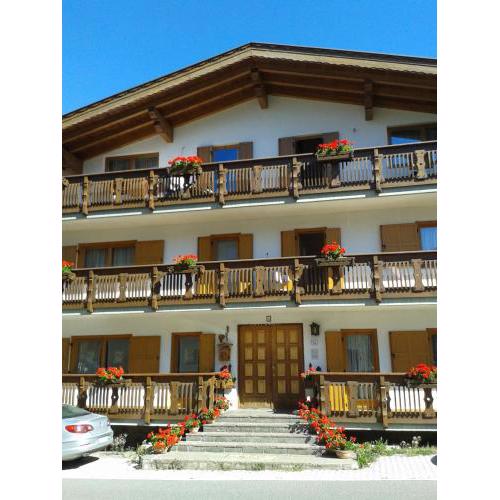 Casa LARSECH