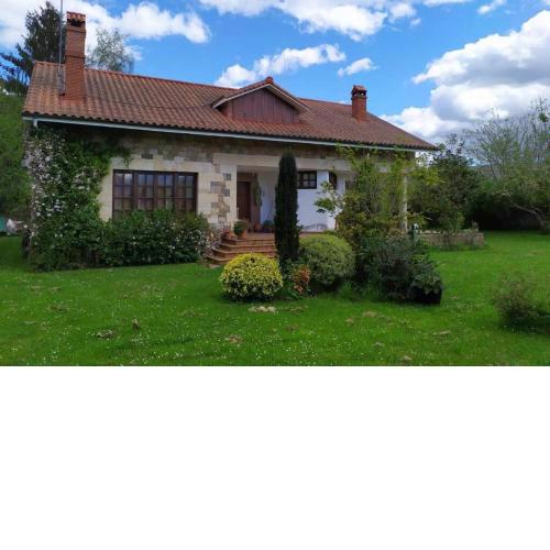 Casa Las Lindes Valle de Cabuerniga , Cantabria