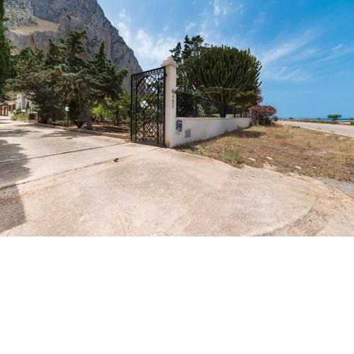 Casa Laura di fronte la Tonnara