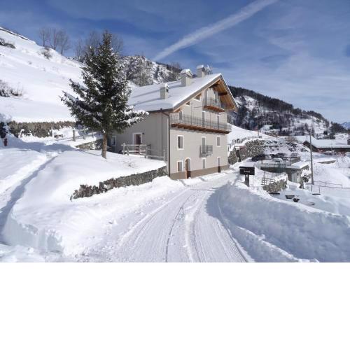 Casa Laval