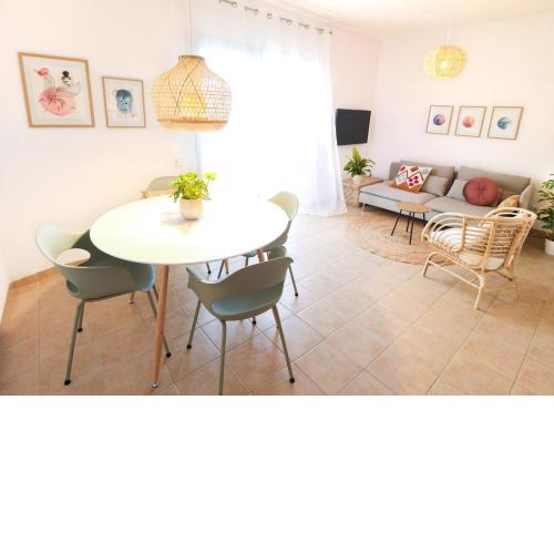 Casa Lea - Central, cozy and right by the beach