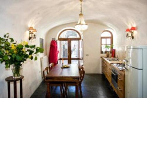 CASA LEONE BADALUCCO