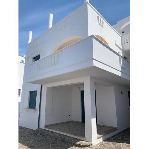 CASA LEUCA