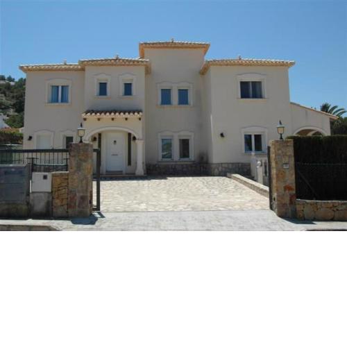 Casa Lilly a large luxury villa with 4 bedrooms