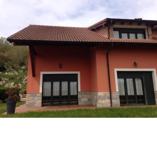 Casa LLampedro
