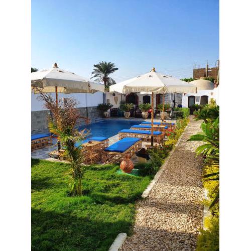 CASA LOKO Guest House