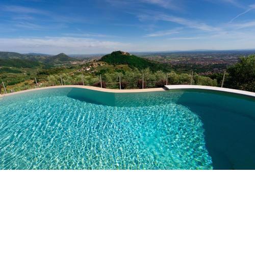 Casa Loretta, luxury villa with pool and hydro