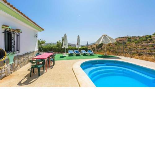 Casa Los Pérez Sedella by Ruralidays