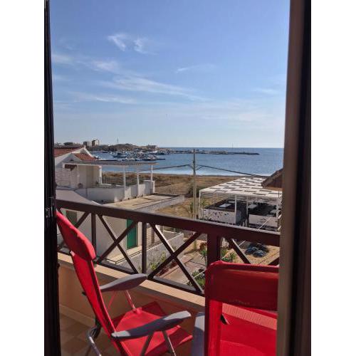 CASA LUCA Appartamento al centro di Marzamemi vista mare con parcheggio privato