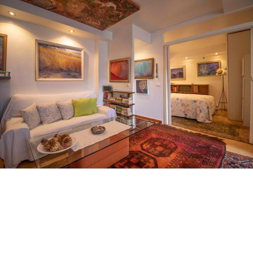 Casa Luminosa