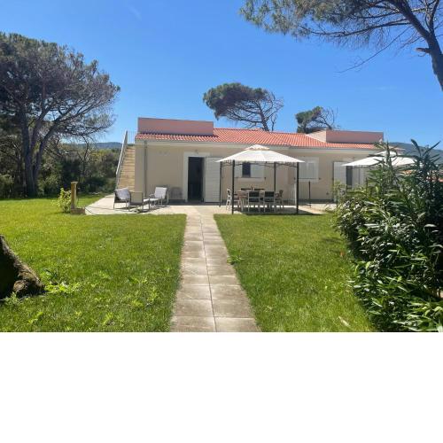 Casa MAC - Villetta bifamiliare a 300 mt da mare