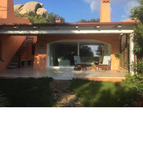 Casa Maia with shared swimming pool