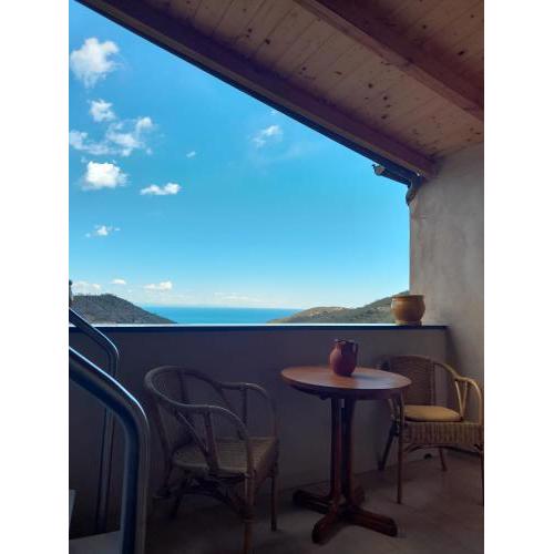 Casa Manie - sea view stone house and garden