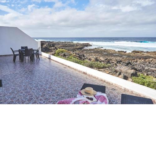 Casa Maradentro