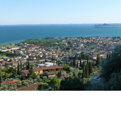 Casa Marsilva - holiday apartment in old town centre, near the lake