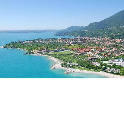 Casa Marsilva - holiday apartment with roof terrace, near the lake