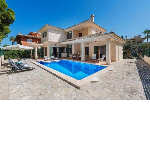 Casa Martina - Private Pool & 150m from the Beach