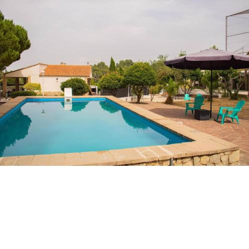 Casa Mas Montanas vakantiehuis met zwembad Max 10 pers Vlakbij Valencia