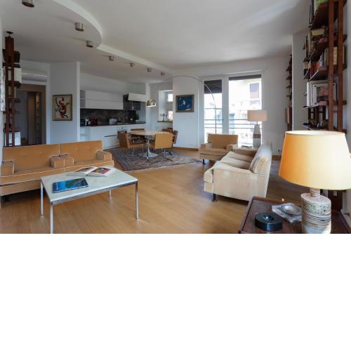 Casa Massimo con terrazzo by Wonderful Italy