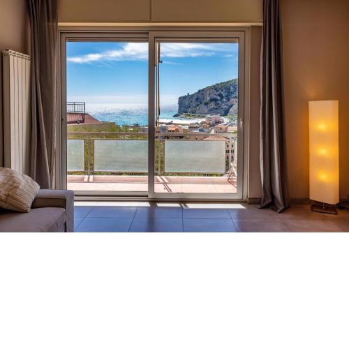 CASA MATILDE - Appartamento Vista Mare - con posto auto