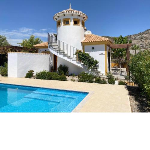 Casa Mediterráneo near the coast