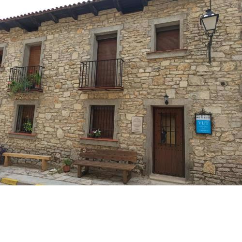 CASA MERCEDES-PUERTOMINGALVO