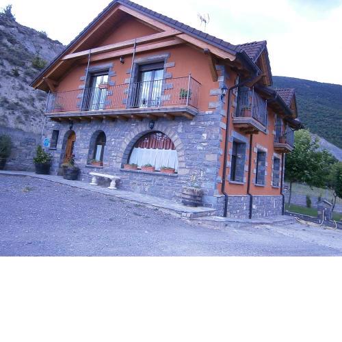 Casa Miguel Périz