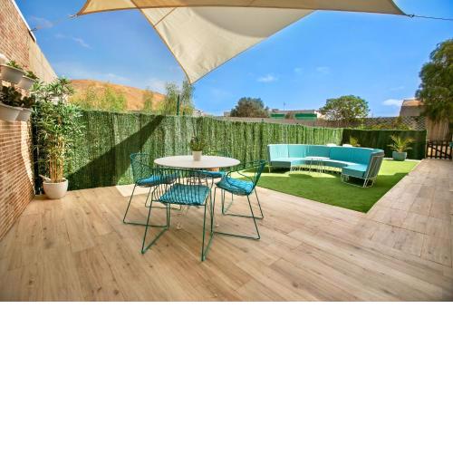 Casa MIMAR - moderna, jardín y wifi fibra 1 GB, ideal para vacaciones y teletrabajo