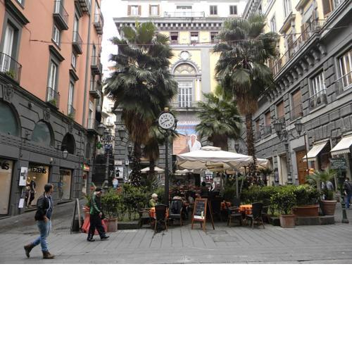 Casa Napoli Centro Carmen e Sara