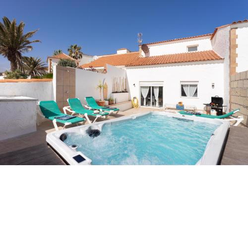 Casa Naranja - Heated Pool - BBQ - Terrace - Free Wifi - Child & Pet-Friendly - 3 bedrooms - 6 people