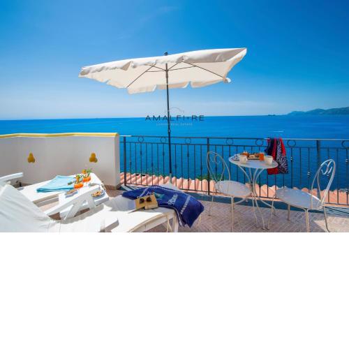 CASA OLGA, UN AFFACCIO SUL MARE !!