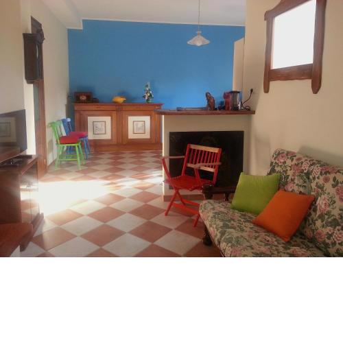 Casa Ondina con giardino e Wi-Fi Ussana