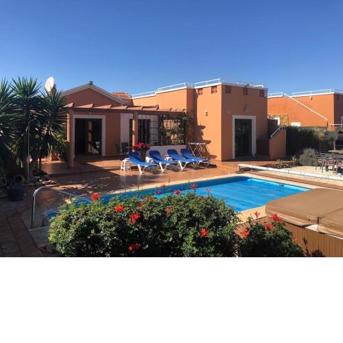 Casa Piedra, Luxury Family Front Line Golf, Hot Tub,Pool Table, 8 pers