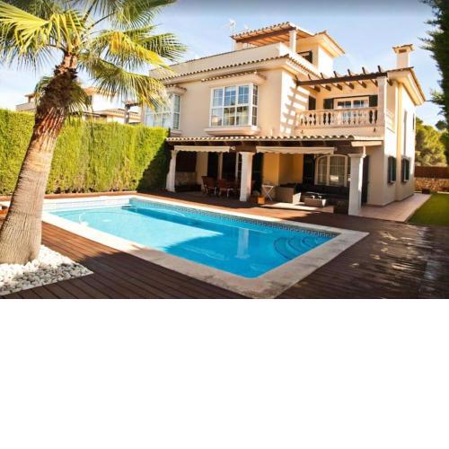 Casa Pinsa - Großzügiges mediterran-stilvolles Ferienhaus mit eigenem Pool in Puig de Ros