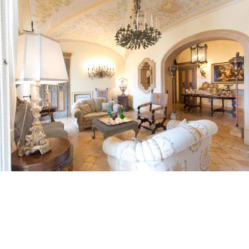 Casa Raiola by CapriRooms