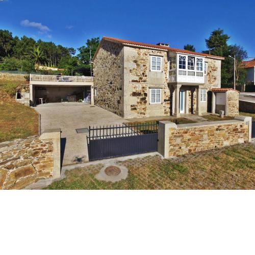 Casa Ria do Anllons