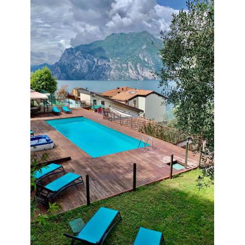 Casa Romani Lake Apartments