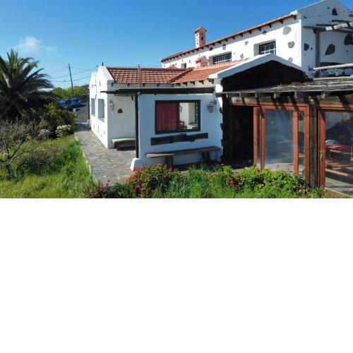 Casa rural con barbacoa, terraza y vistas al Mar en Isora