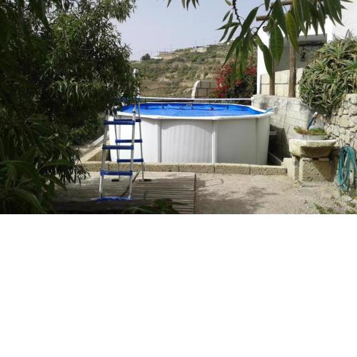 Casa rural con terraza compartida, jacuzzi, Wifi, piscina en Fasnia