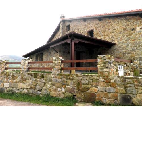 Casa Rural La Charruca