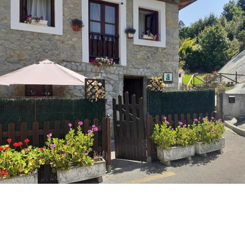 Casa Rural La Peña en Unquera (Cantabria)