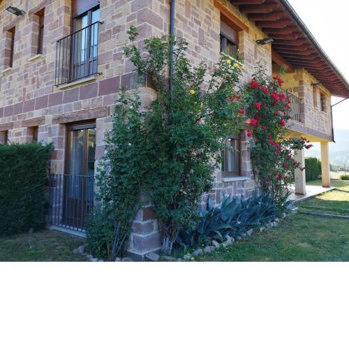 Casa rural LLOSA Planta PRIMERA y Planta BAJA