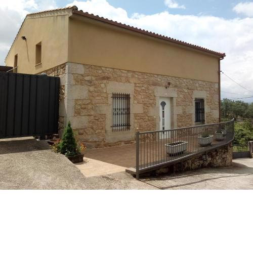 Casa Rural Mimbrero
