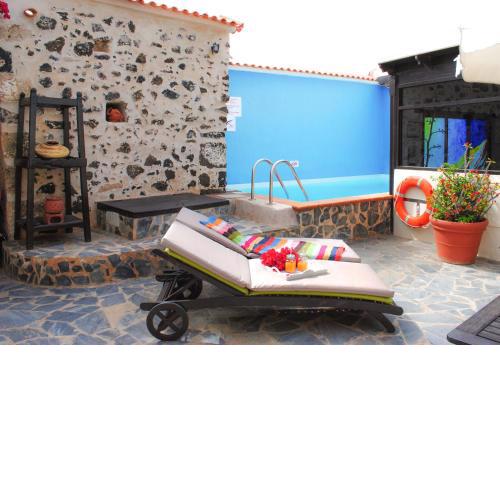 Casa Rural Tile