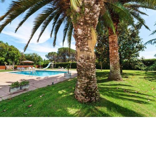 Casa Rustica con piscina en Girona