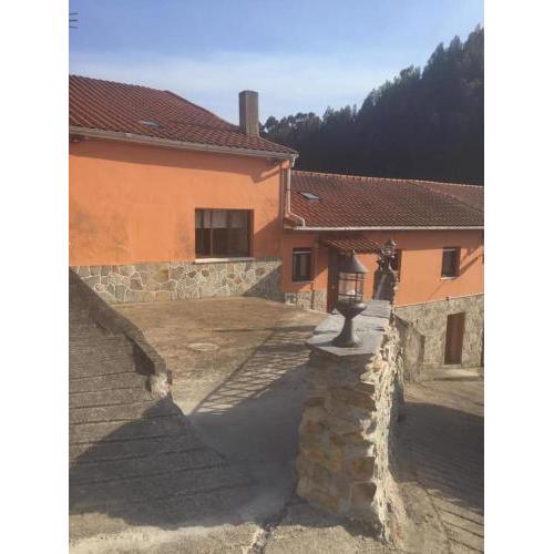 CASA SANTI Y LAURA