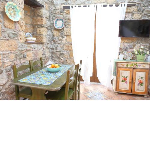 Casa Saraceni (by Vacation Service)