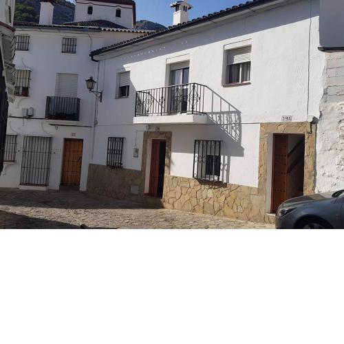 Casa Sofía en Grazalema, con magnífica chimenea