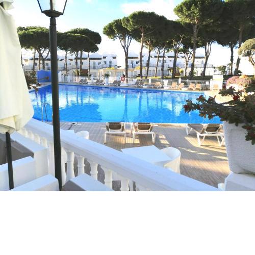 Casa Soleada - Fabulous Private Holiday Villa, Sunny Corner by Pools, 3 Terraces